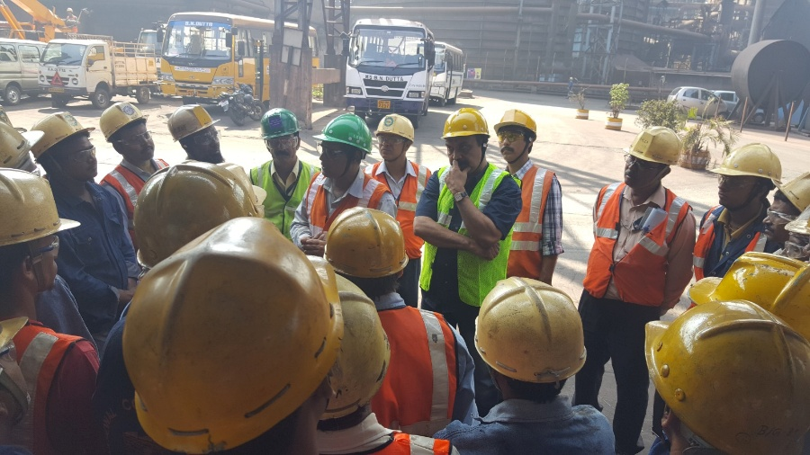 We deliver comprehensive mechanical maintenance, civil works, pipeline projects, material handling, and manpower supply solutions, ensuring safe and efficient operations for industrial facilities across India.